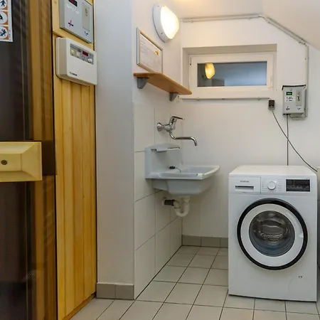 Hansa - 05 شقة بينز