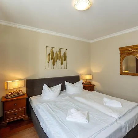 Hansa - 05 شقة بينز